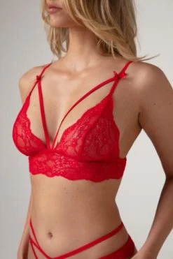 Christine Set Marinka - Rood 9 Christine Set Marinka - Rood -Obsessive Shop bsrd red 005 sm 11